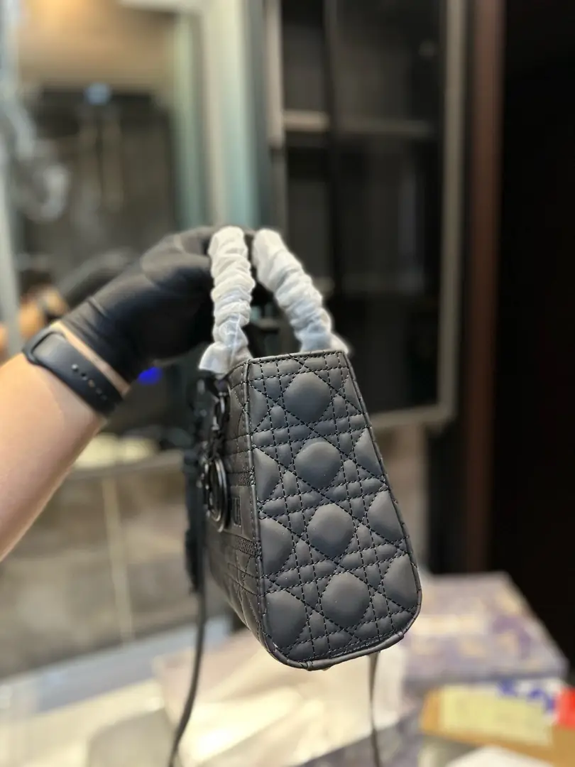 3848-430-61-dior-with box gallery