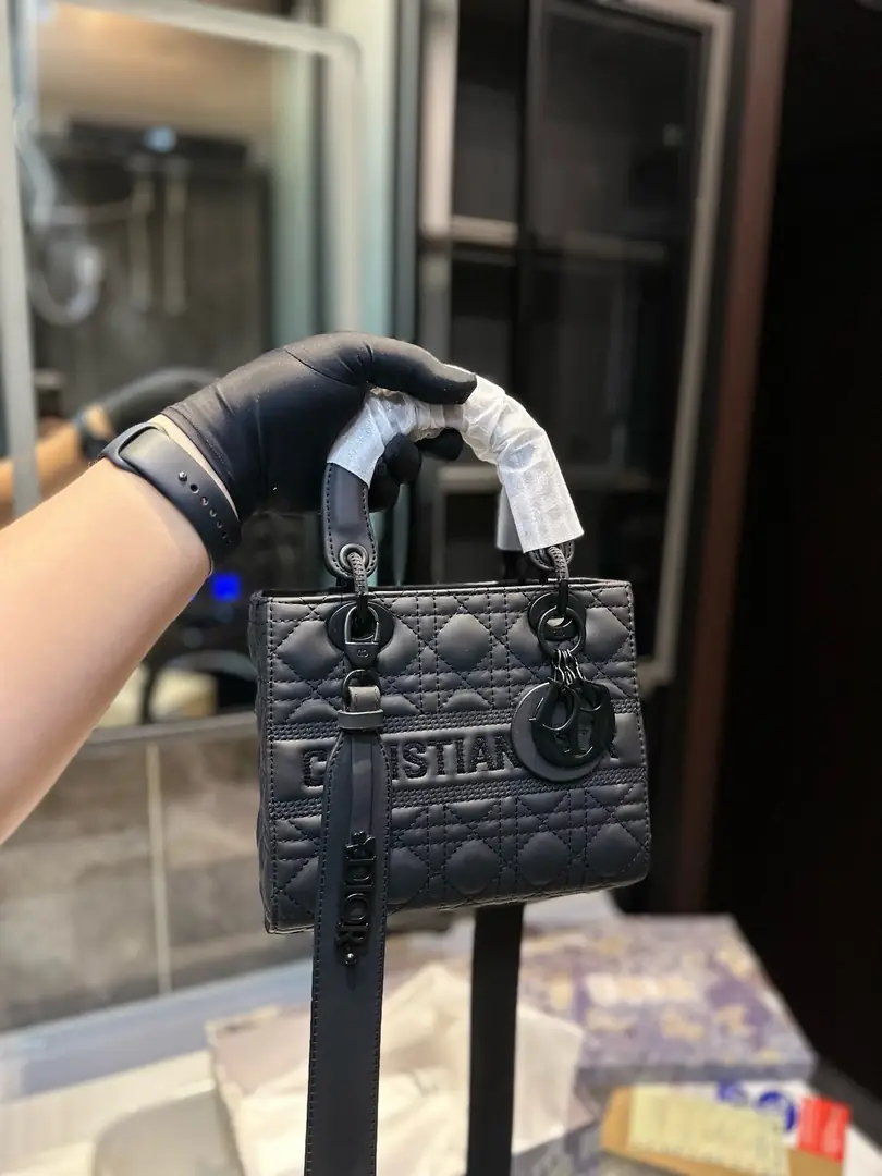 3848-430-61-dior-with box gallery