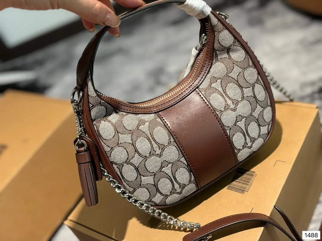 3882-69-504-COACH-WITH BOX gallery