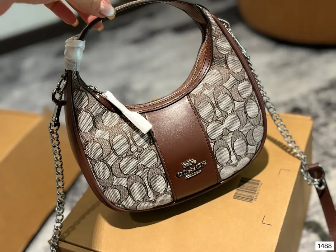 3882-69-504-COACH-WITH BOX gallery