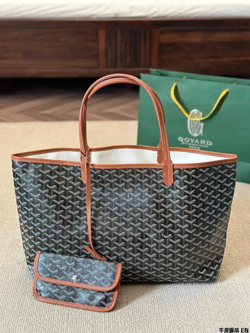 3919-390-55-goyard gallery