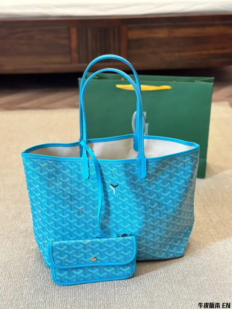 3919-390-55-goyard gallery