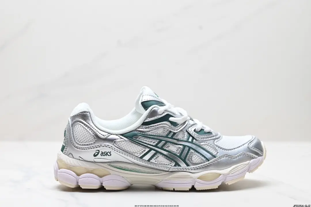 3996-64-460-ASICS-with box gallery