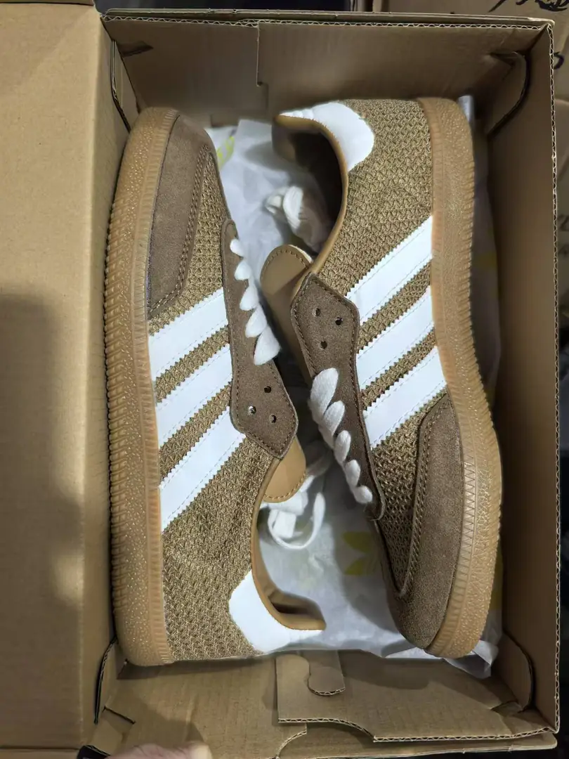 3998-52-374-adidas gallery