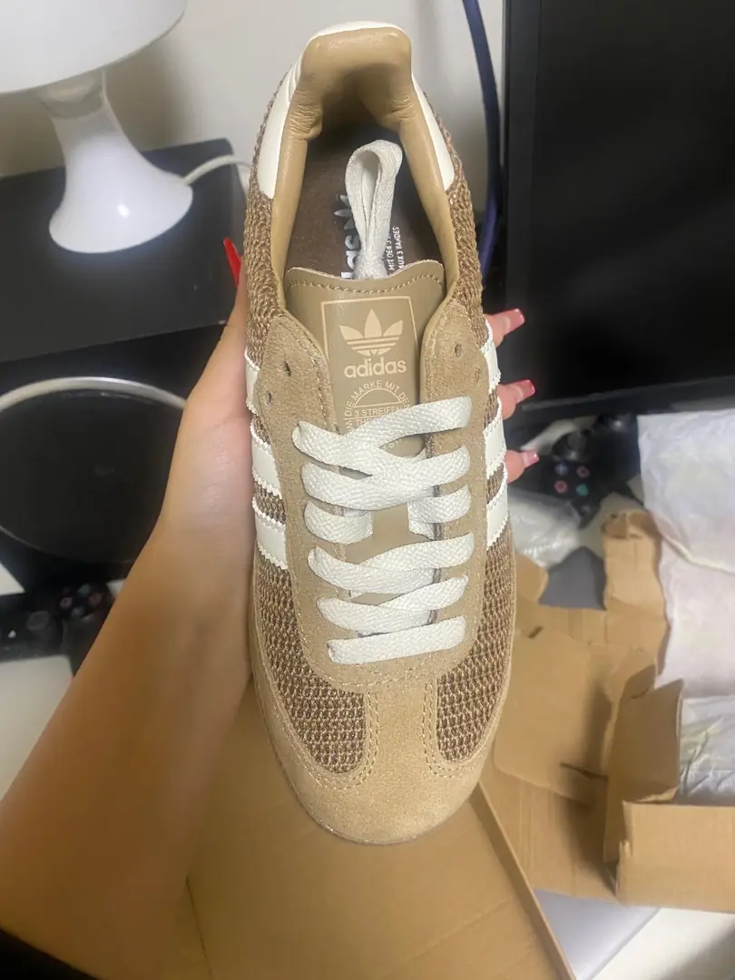 3998-52-374-adidas gallery