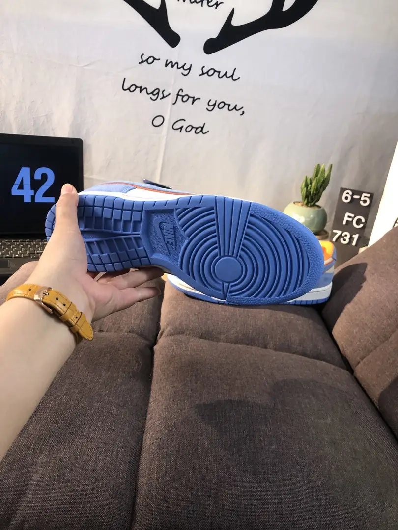 4110-59-432-nike gallery