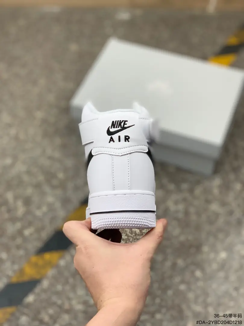 4153-68-NIKE gallery