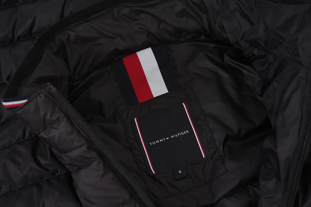 4169-83.99-TOMMY gallery