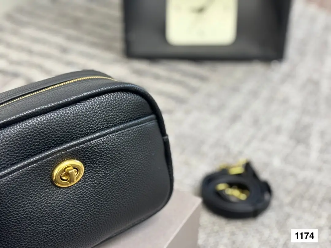 4179-55-coach gallery