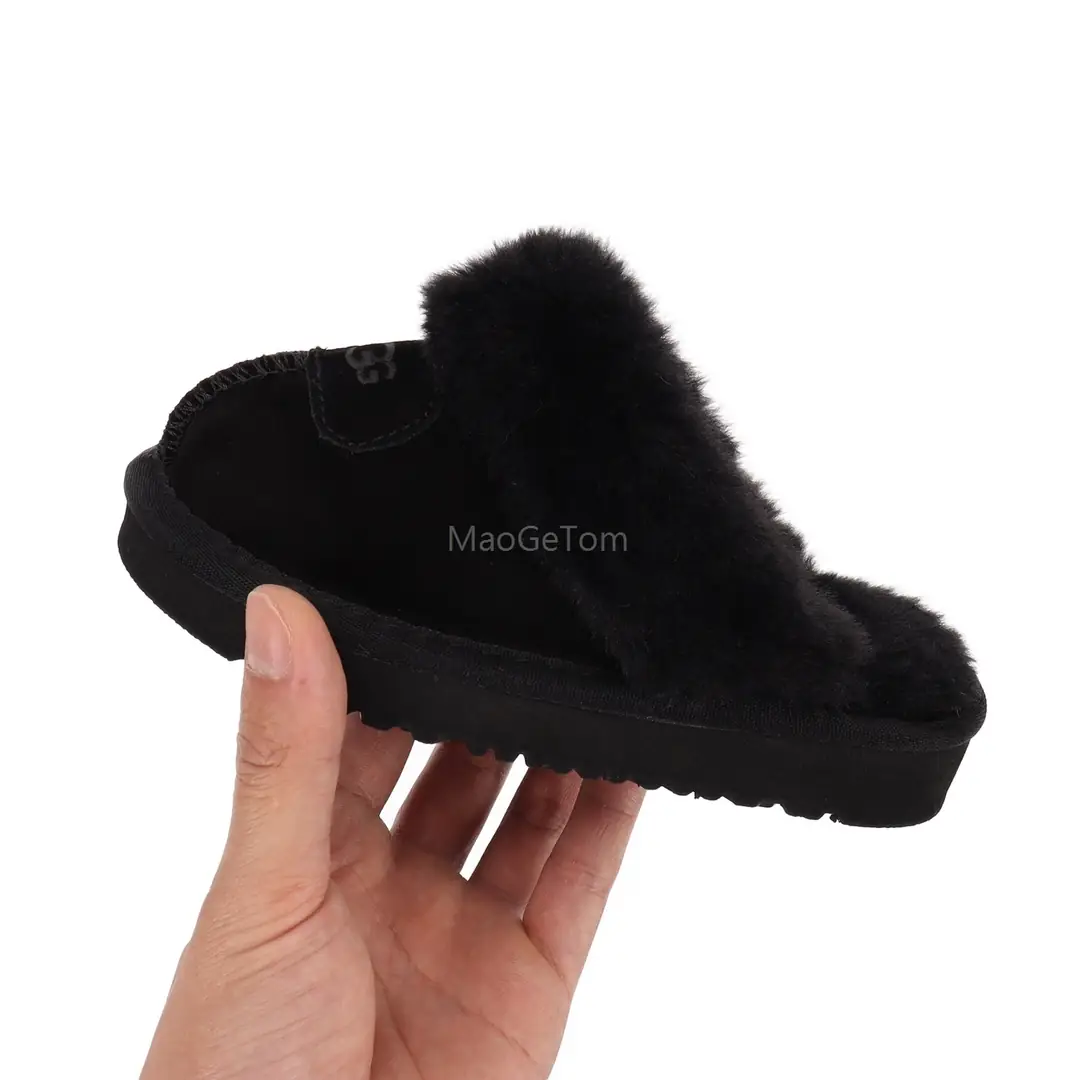 4261-33.99-UGG 21-35 gallery