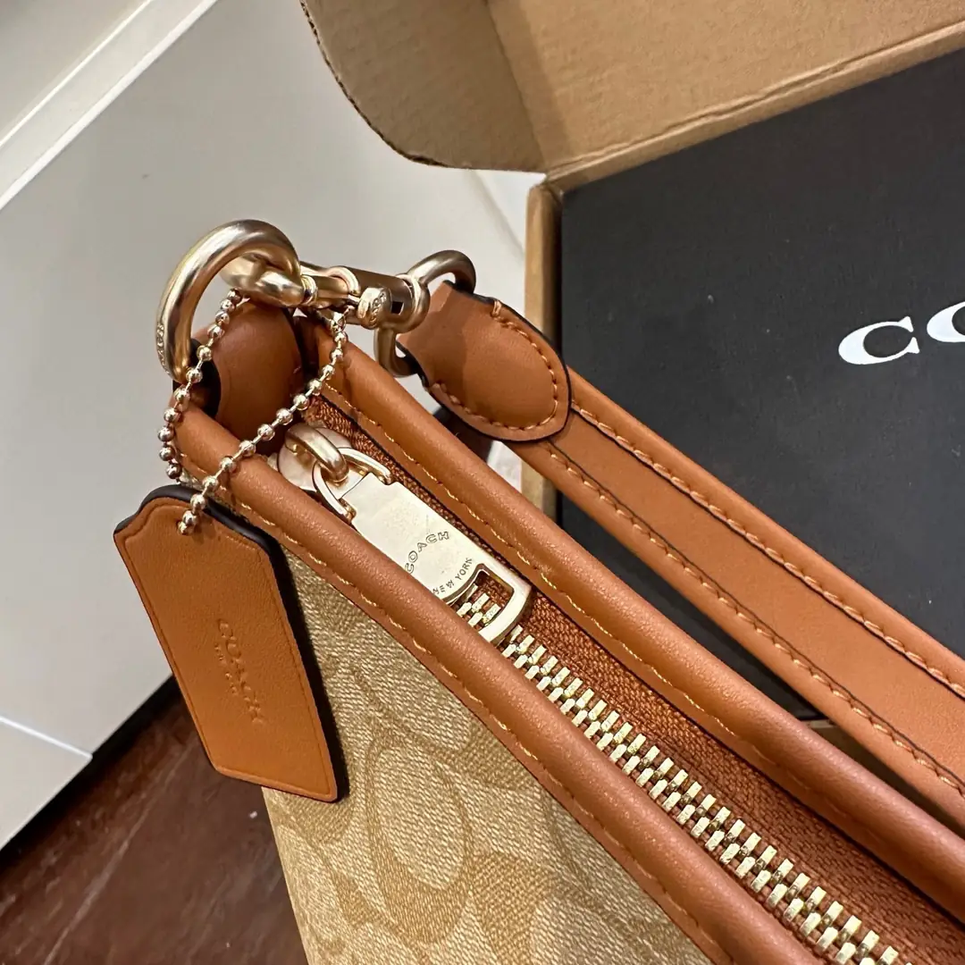 4287-69-coach gallery