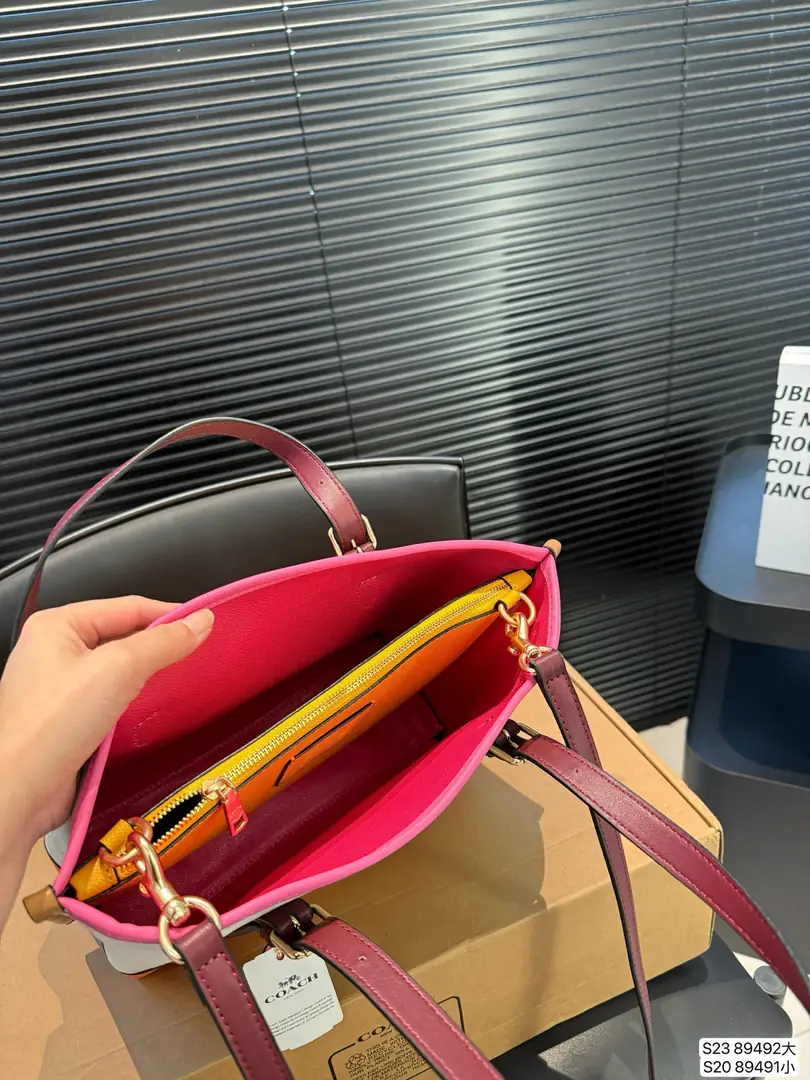 4289-75-coach gallery