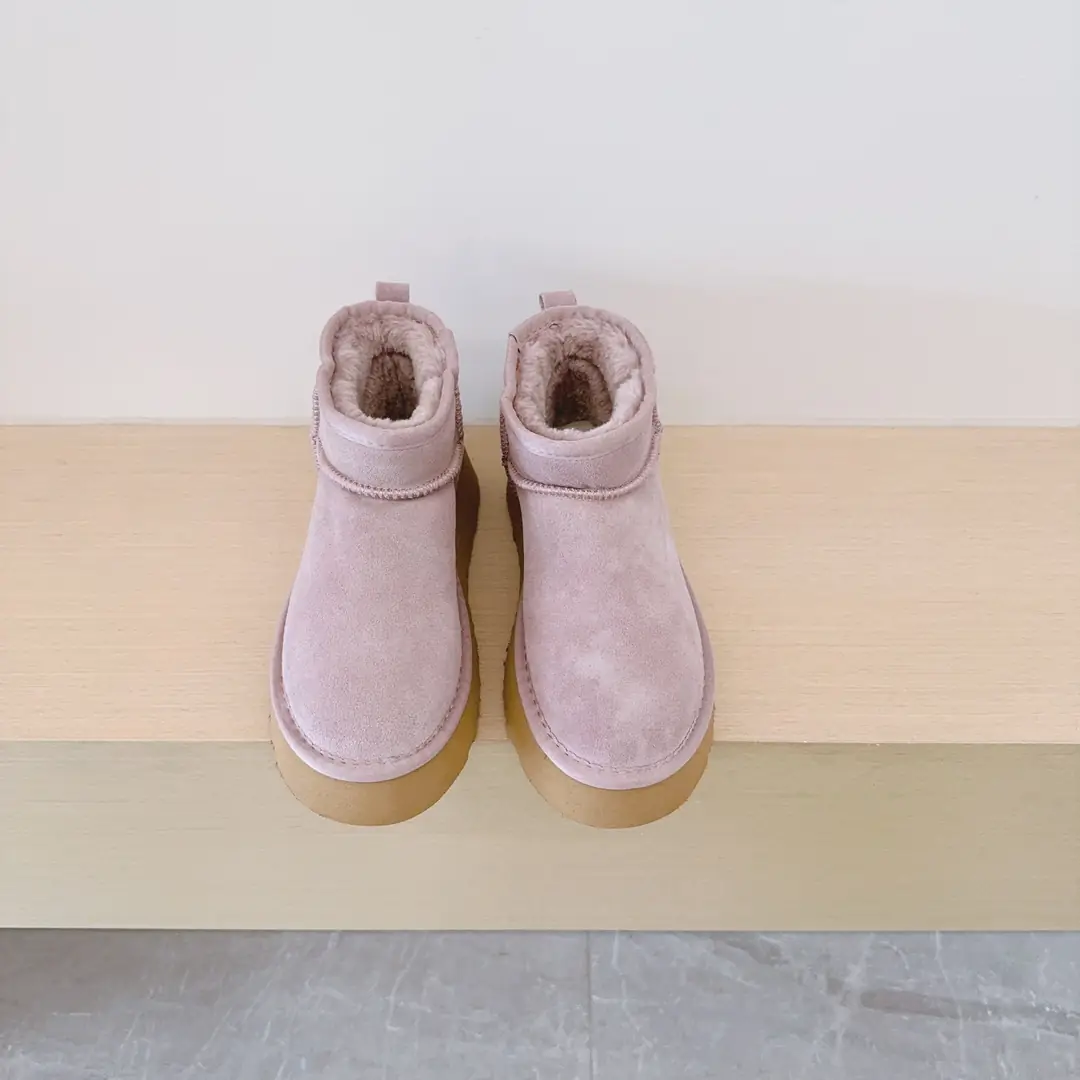 4324-39.99-ugg kids  24-35 gallery