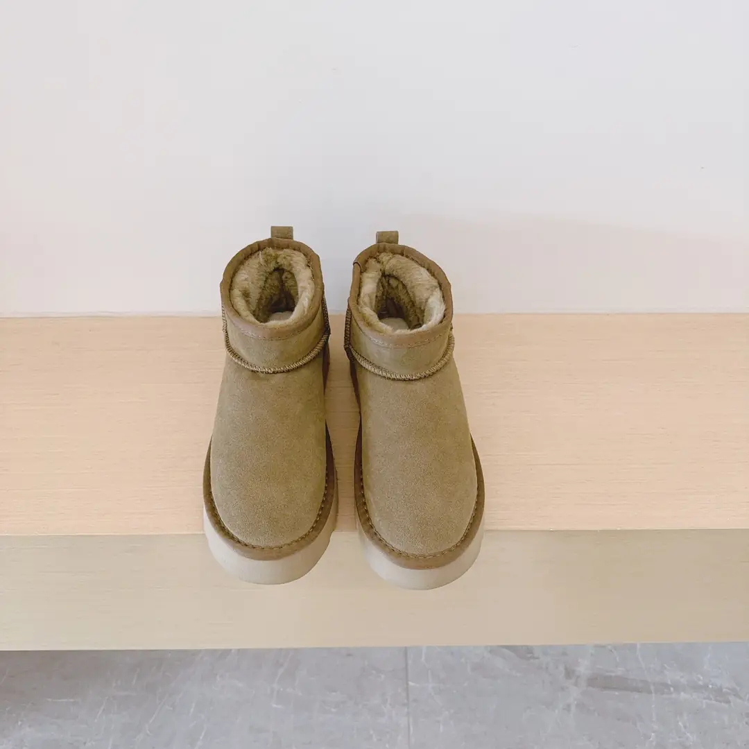 4324-39.99-ugg kids  24-35 gallery