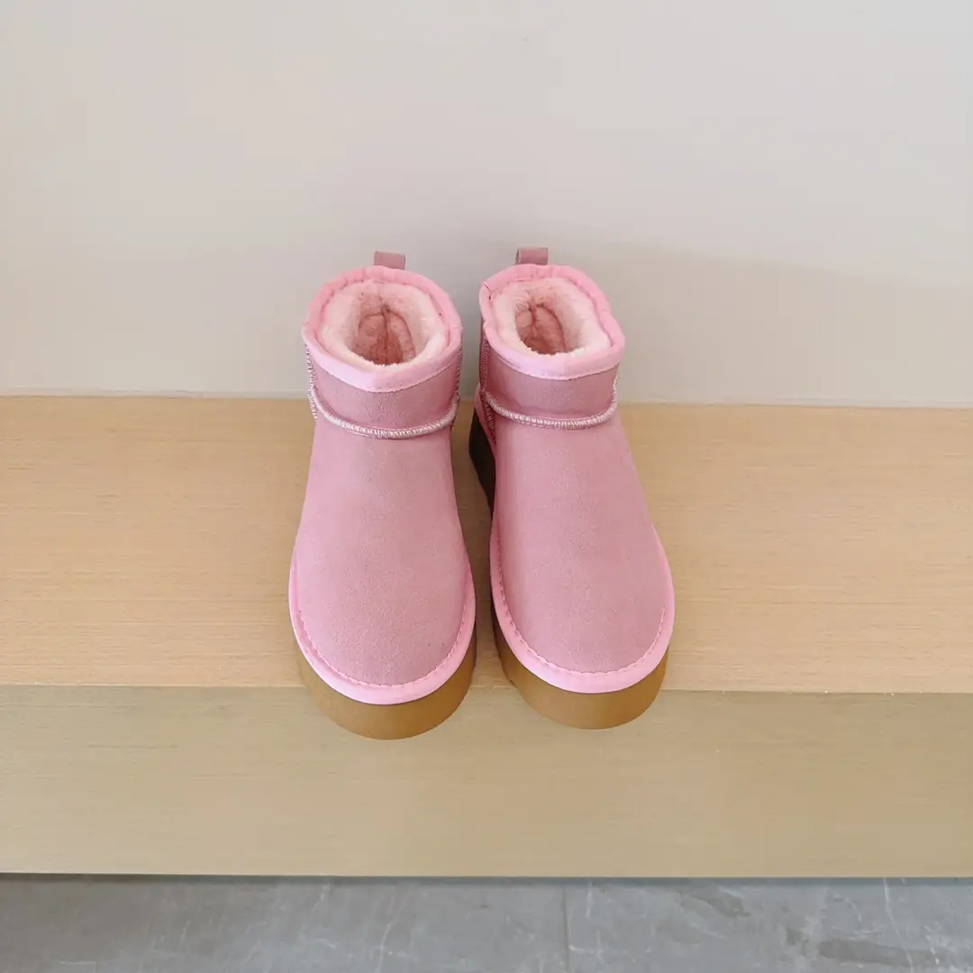 4324-39.99-ugg kids  24-35 gallery