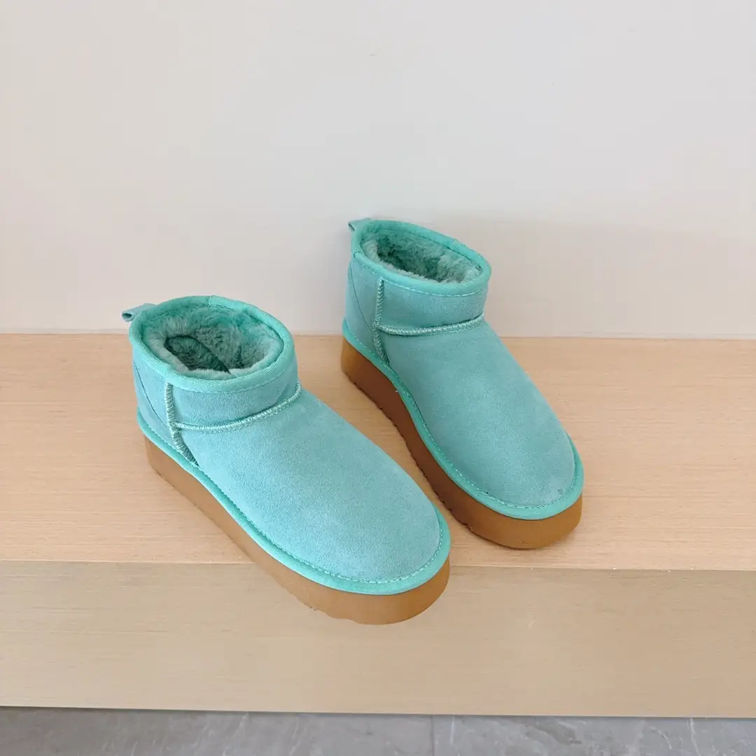 4324-39.99-ugg kids  24-35 gallery