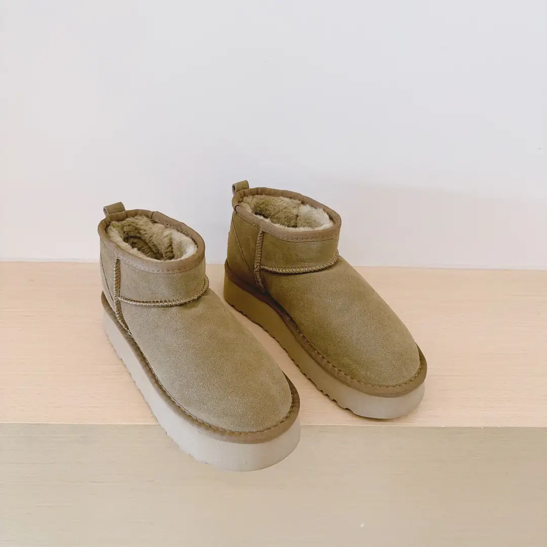 4324-39.99-ugg kids  24-35 gallery