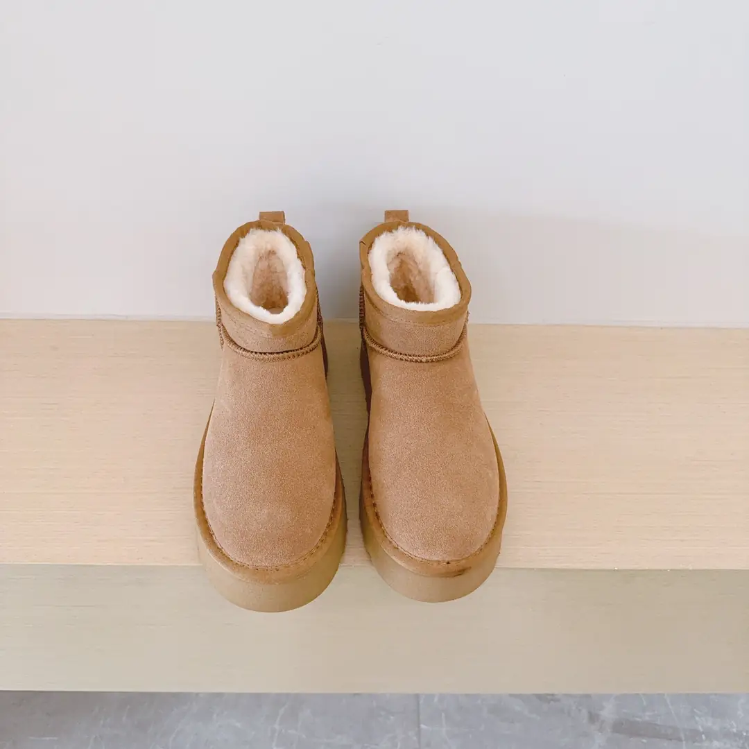 4324-39.99-ugg kids  24-35 gallery