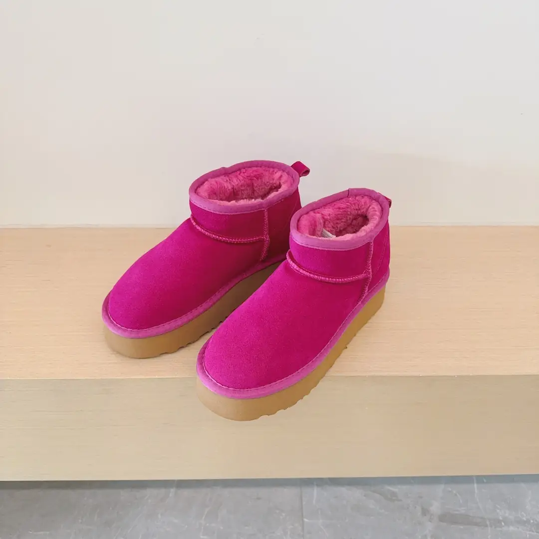 4324-39.99-ugg kids  24-35 gallery