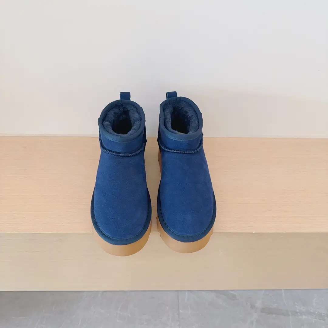 4324-39.99-ugg kids  24-35 gallery