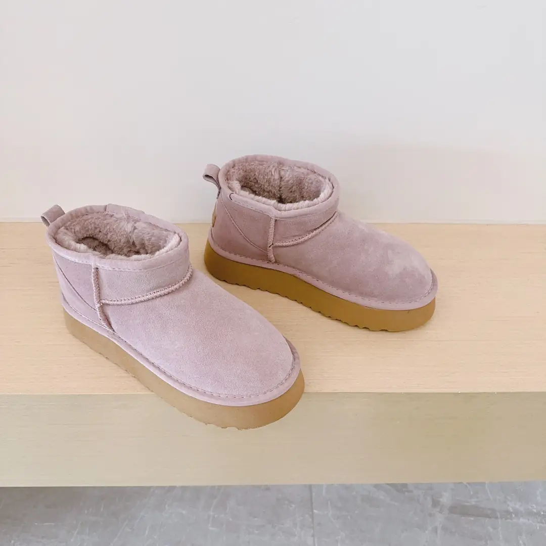 4324-39.99-ugg kids  24-35 gallery