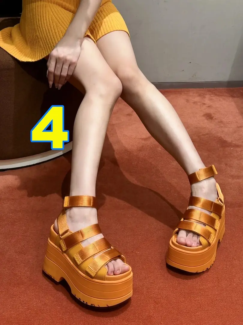 4331-110-ugg gallery