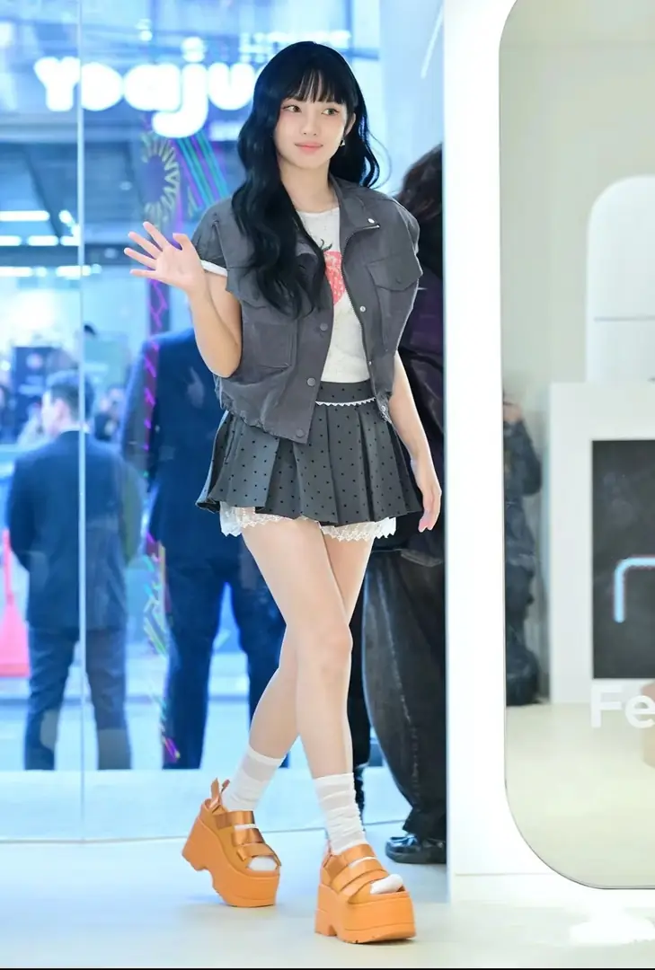 4331-110-ugg gallery