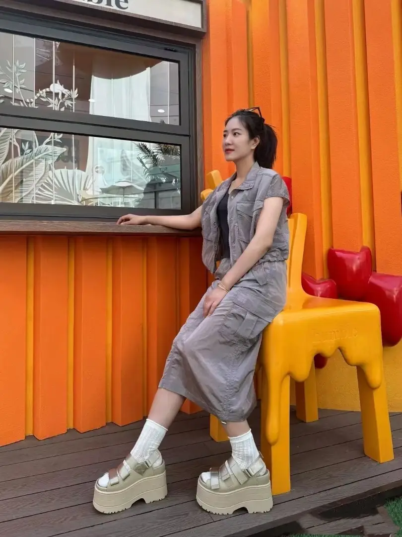 4331-110-ugg gallery