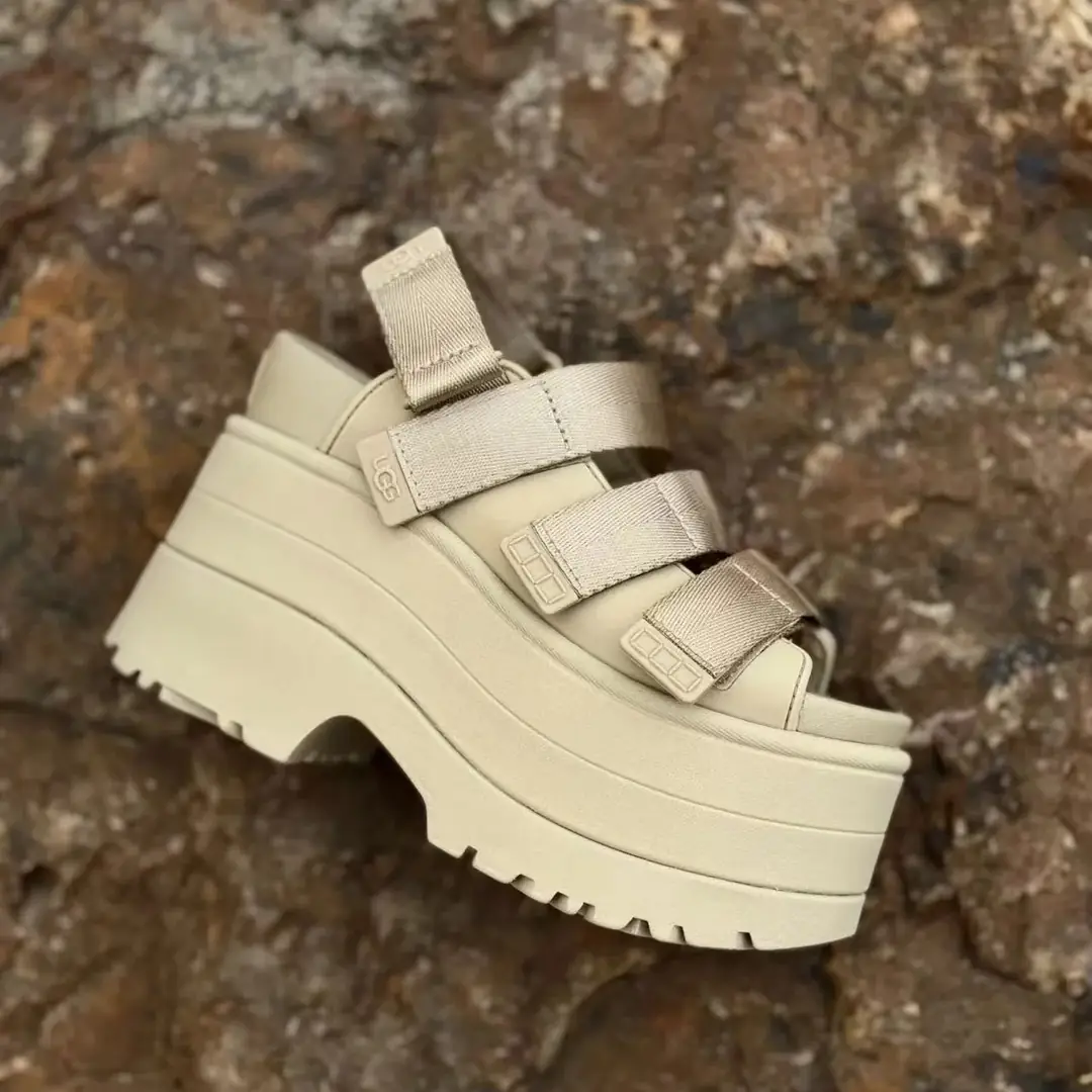 4331-110-ugg gallery