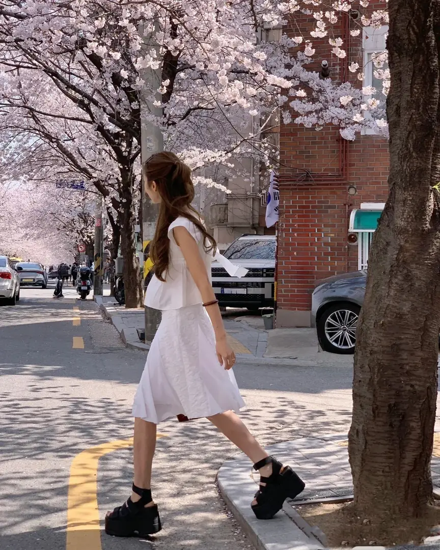 4331-110-ugg gallery