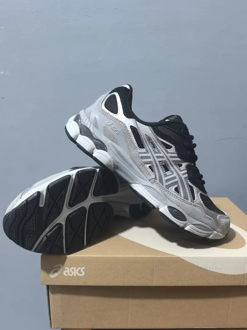 4358-55.99-acics Special Offer gallery