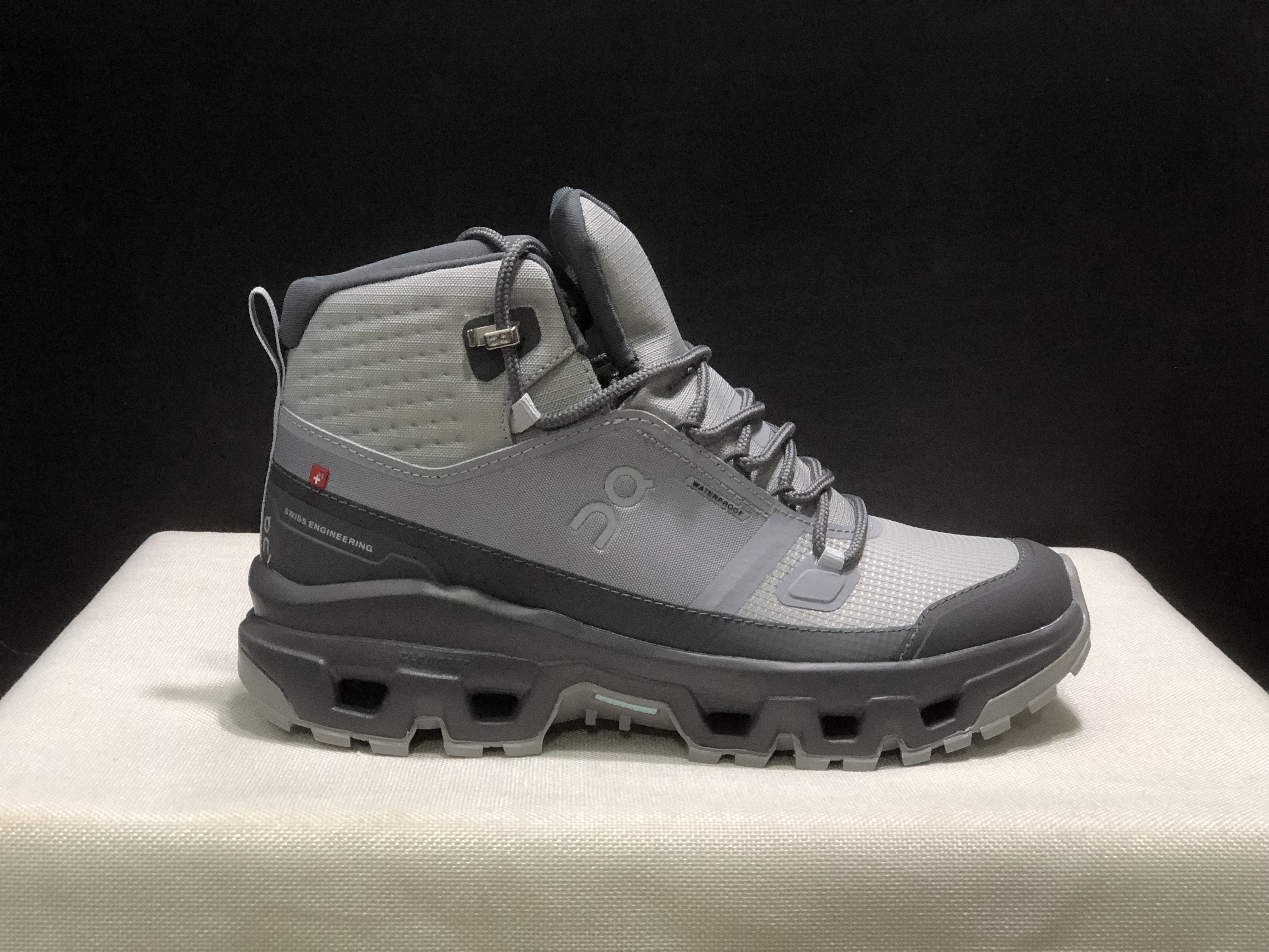 4374-75-qc Cloudrock Low WP gallery