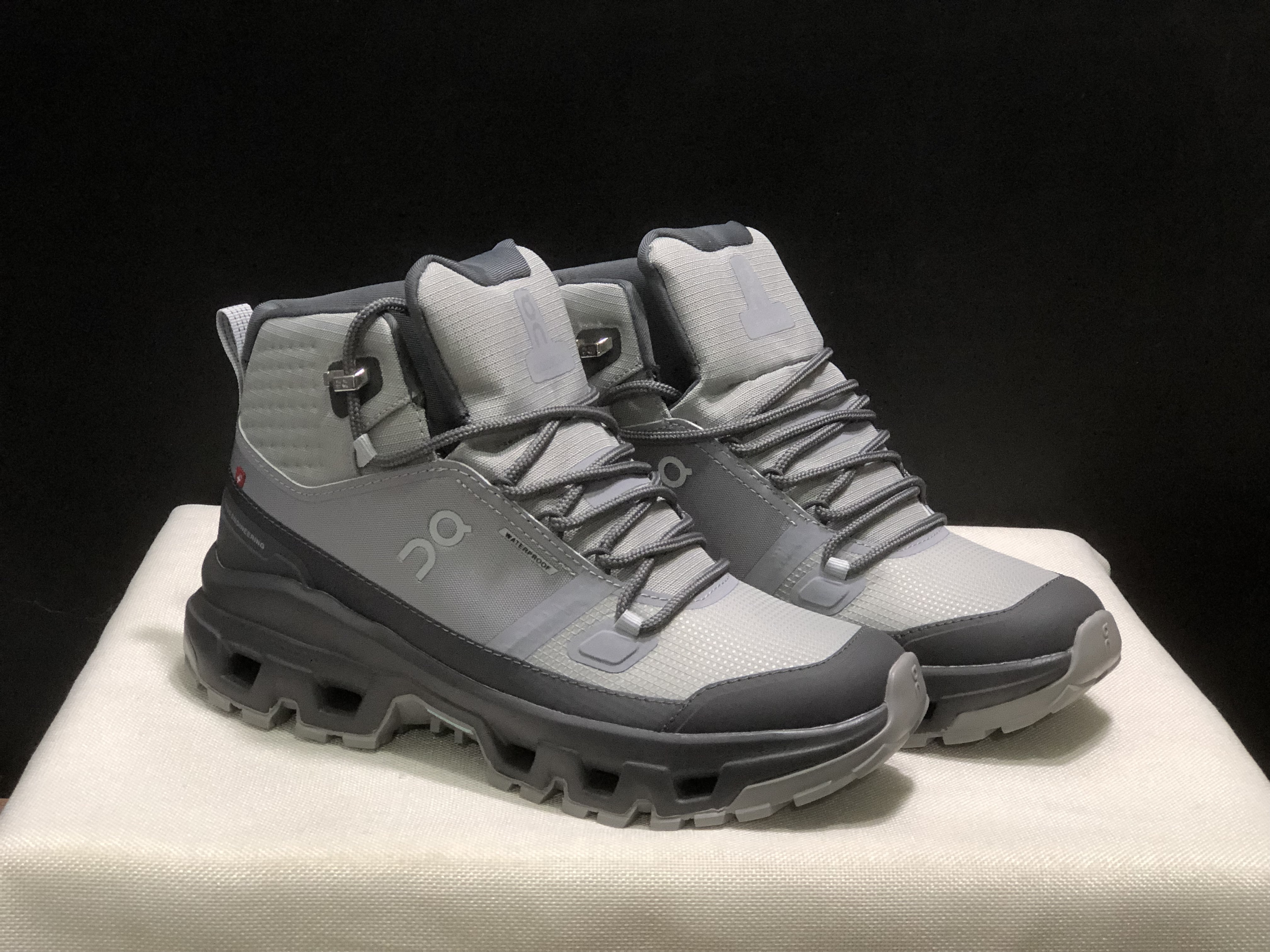 4374-75-qc Cloudrock Low WP gallery