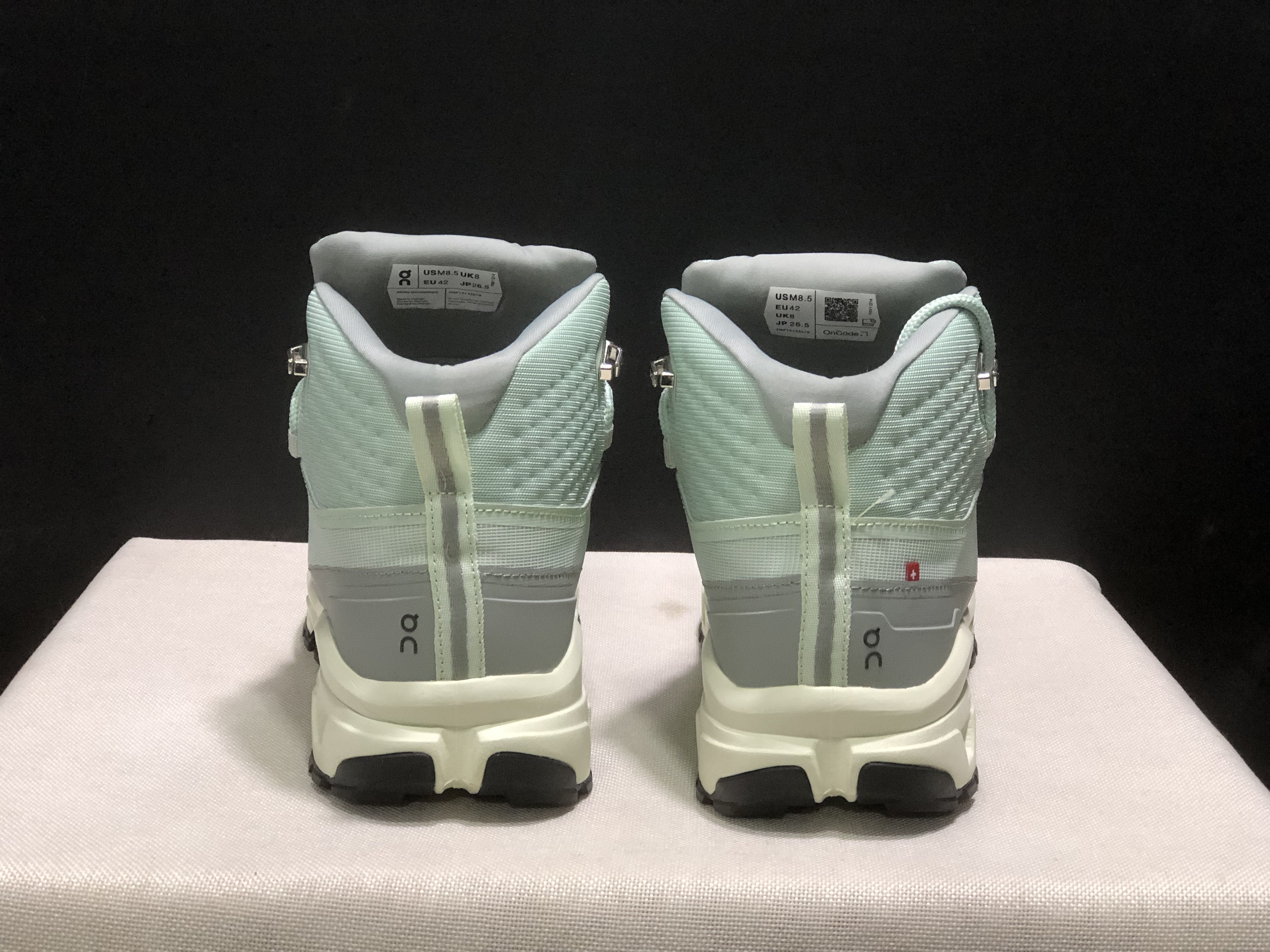 4374-75-qc Cloudrock Low WP gallery