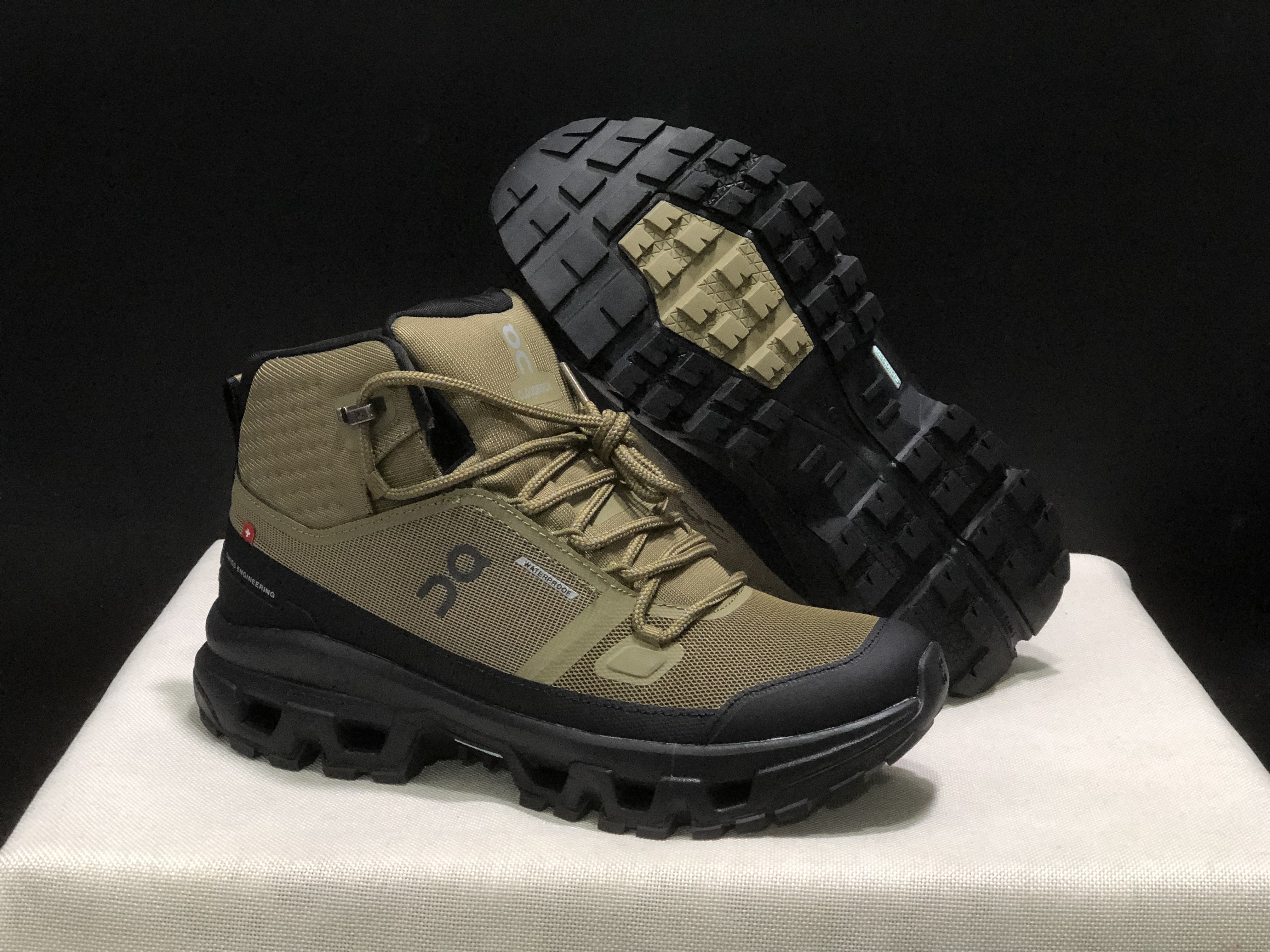 4374-75-qc Cloudrock Low WP gallery