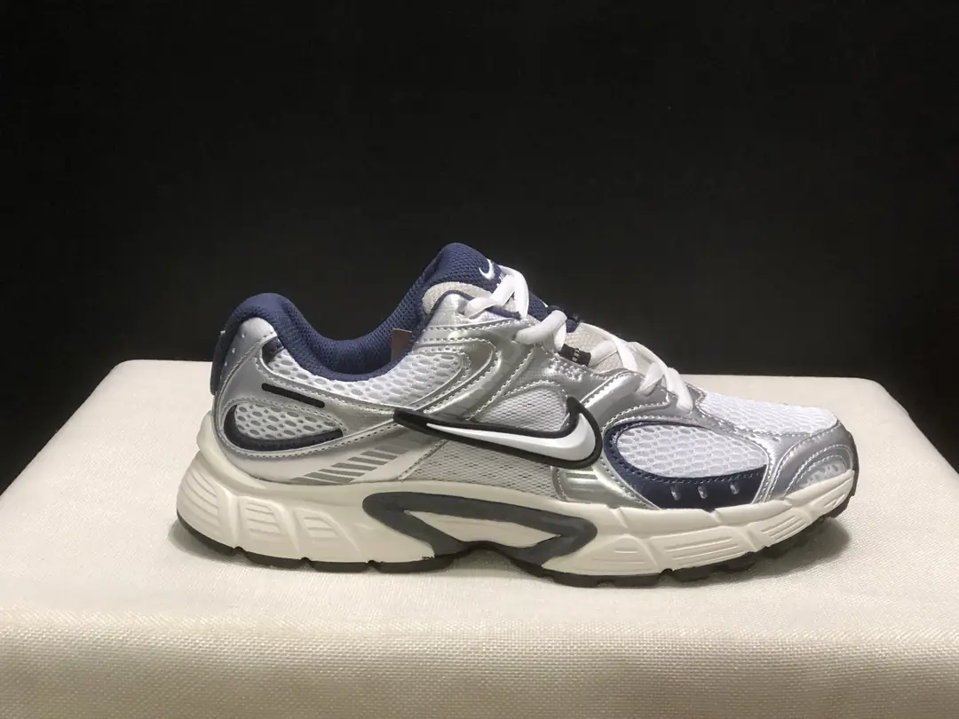 4376-55.99-NIKE V5 gallery