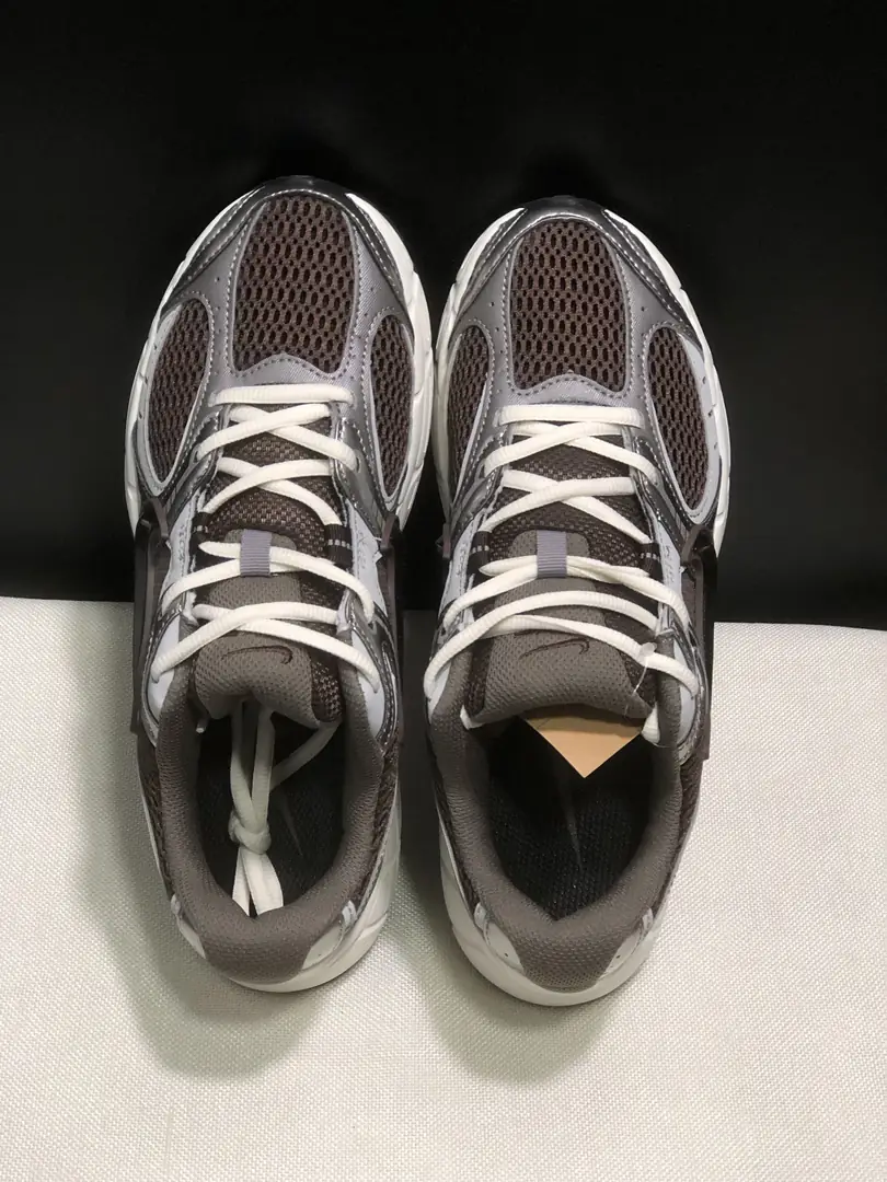 4376-55.99-NIKE V5 gallery