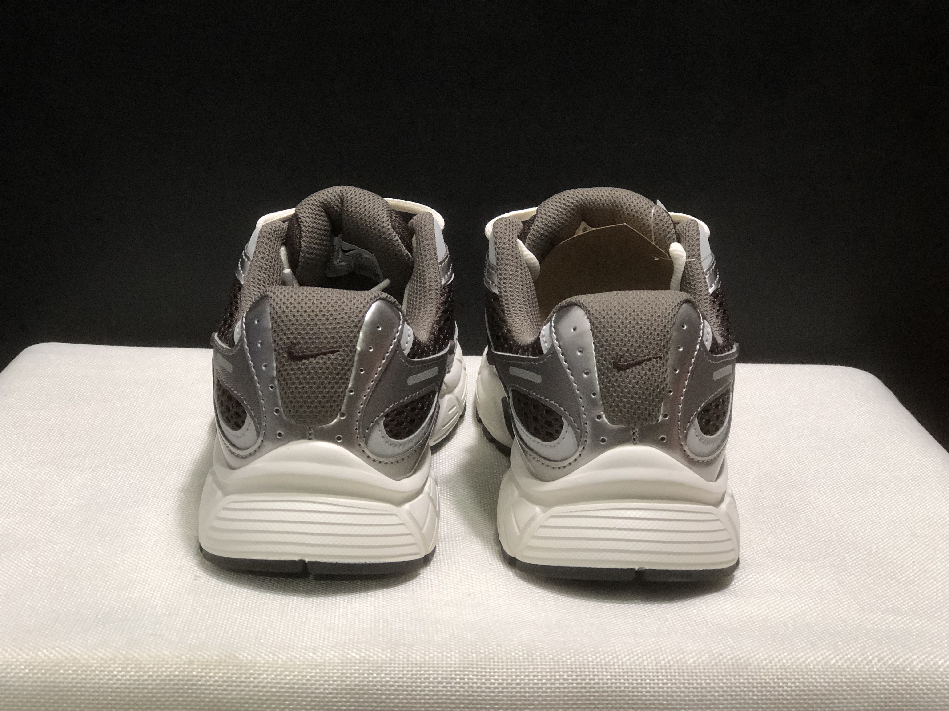 4376-55.99-NIKE V5 gallery