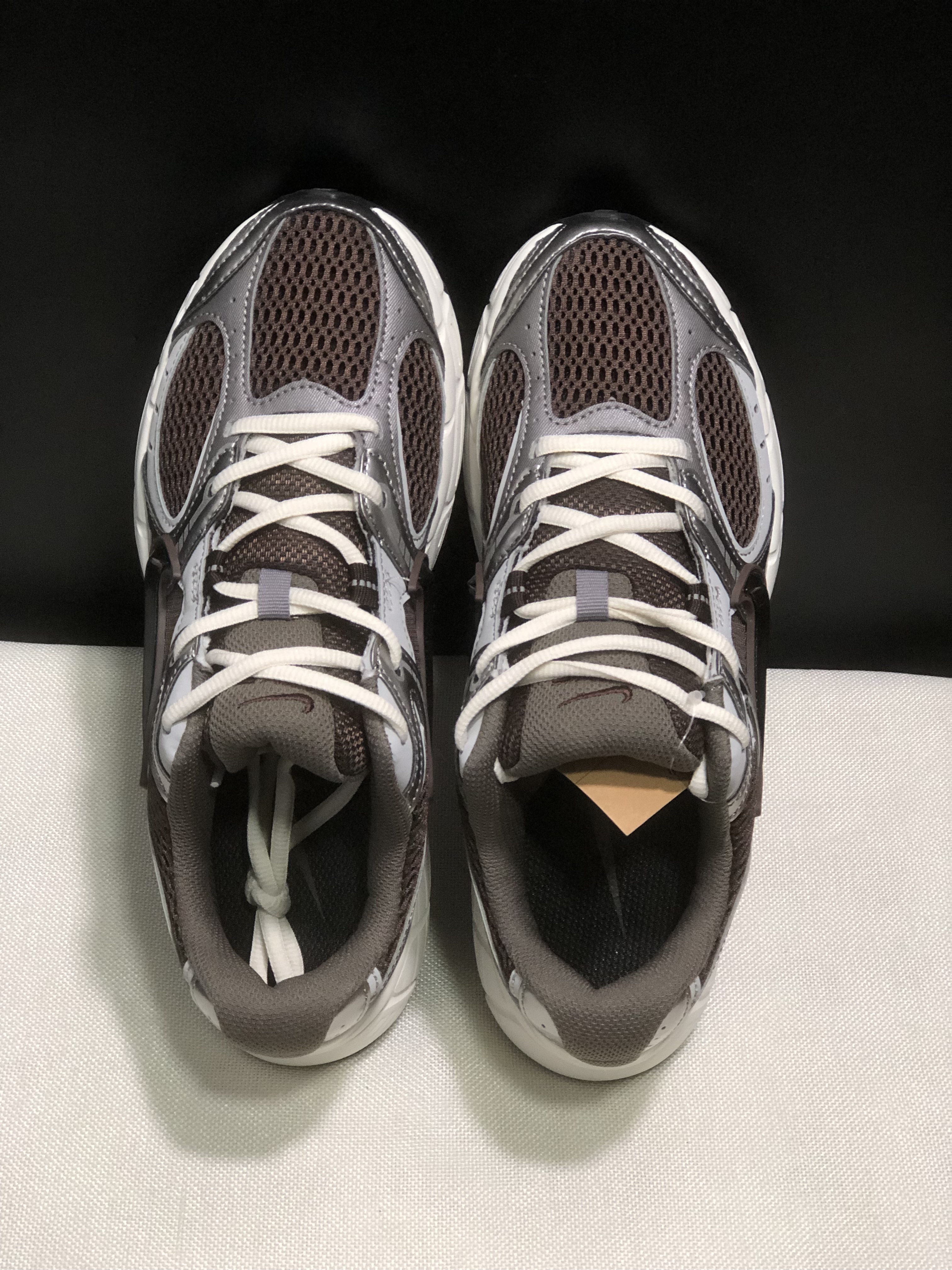 4376-55.99-NIKE V5 gallery