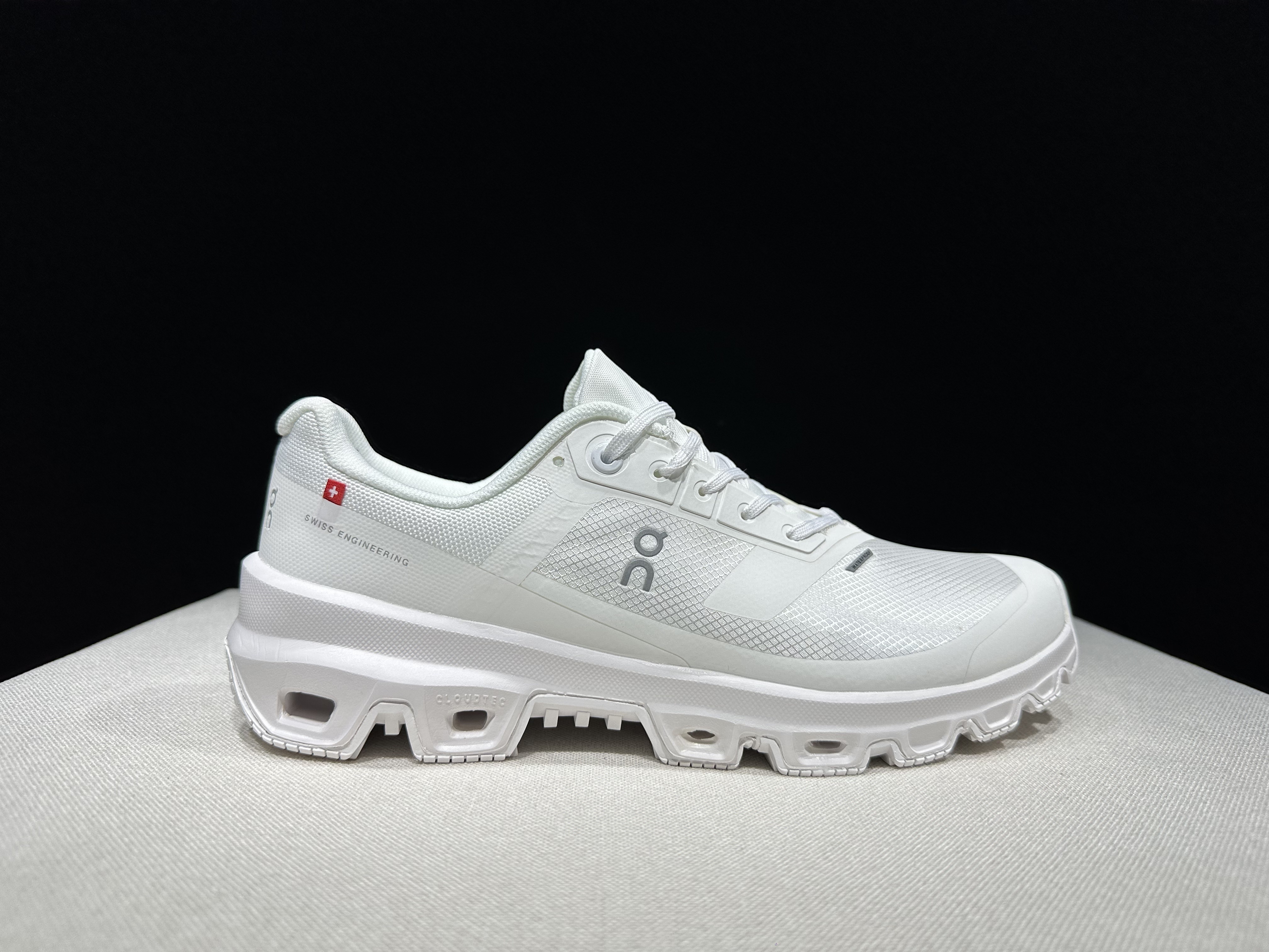 4379-65-QC-Cloudventrure gallery