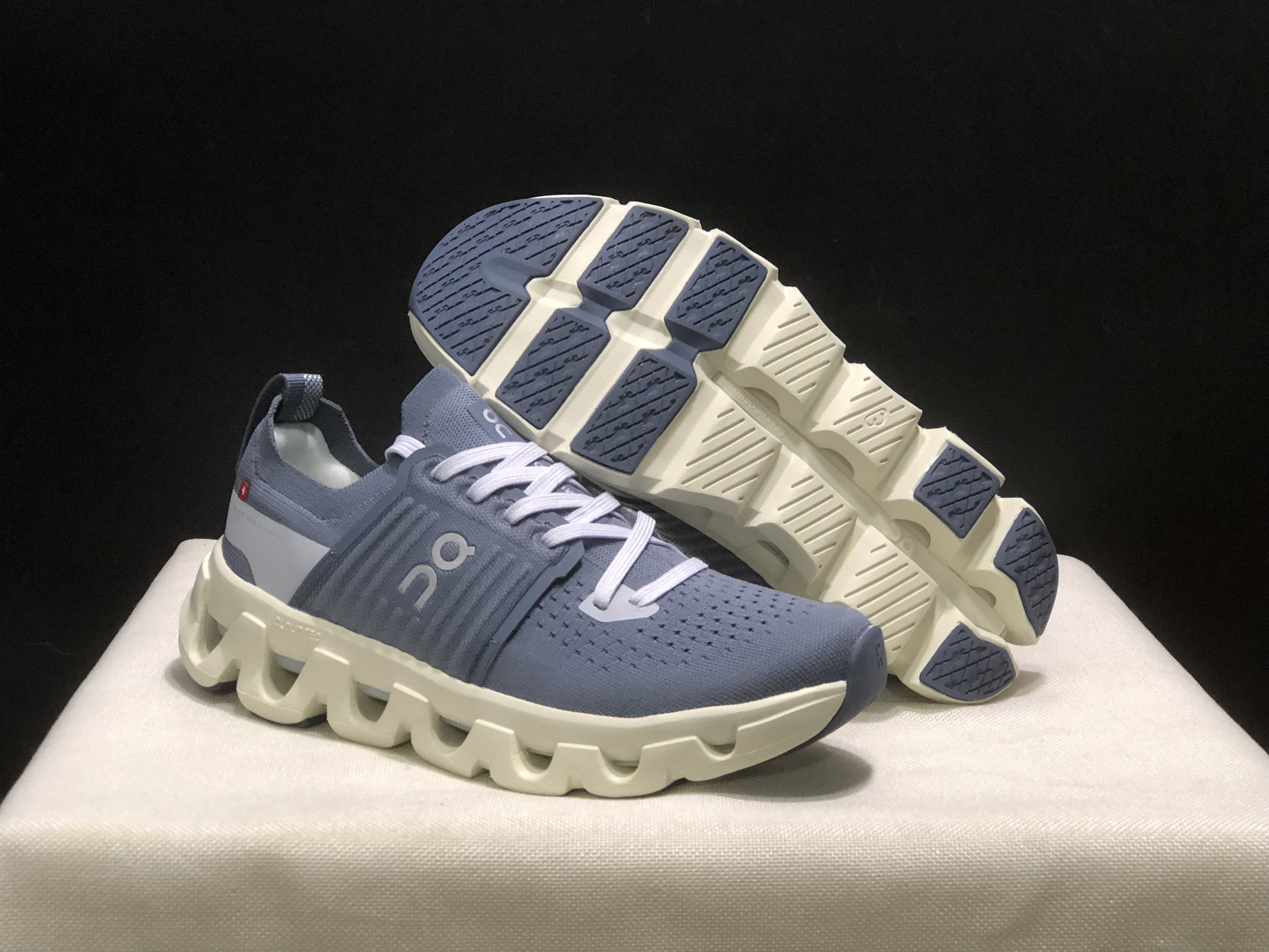 4380-59.99-QC-Cloudswift 4 gallery