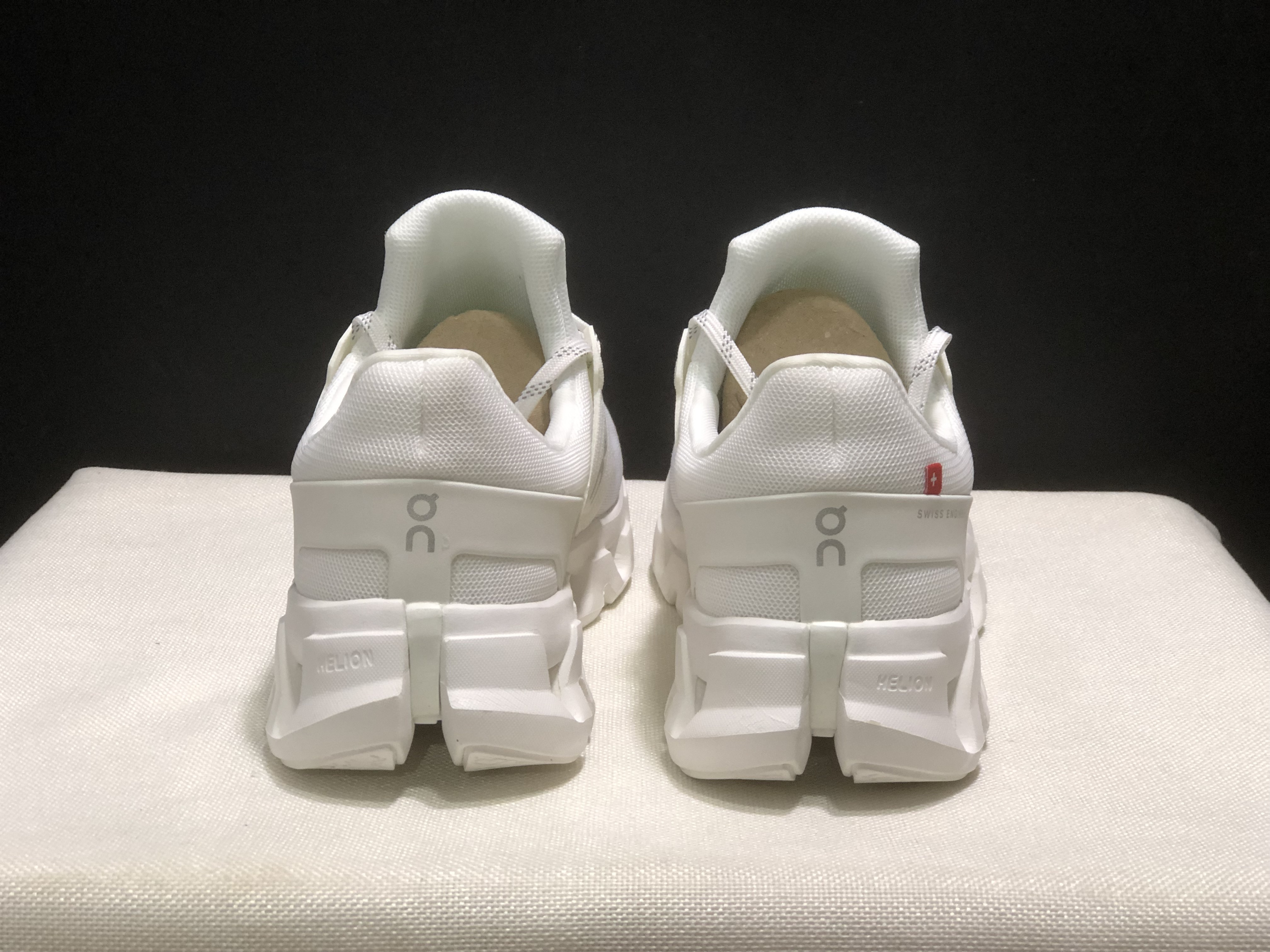 4380-59.99-QC-Cloudswift 4 gallery