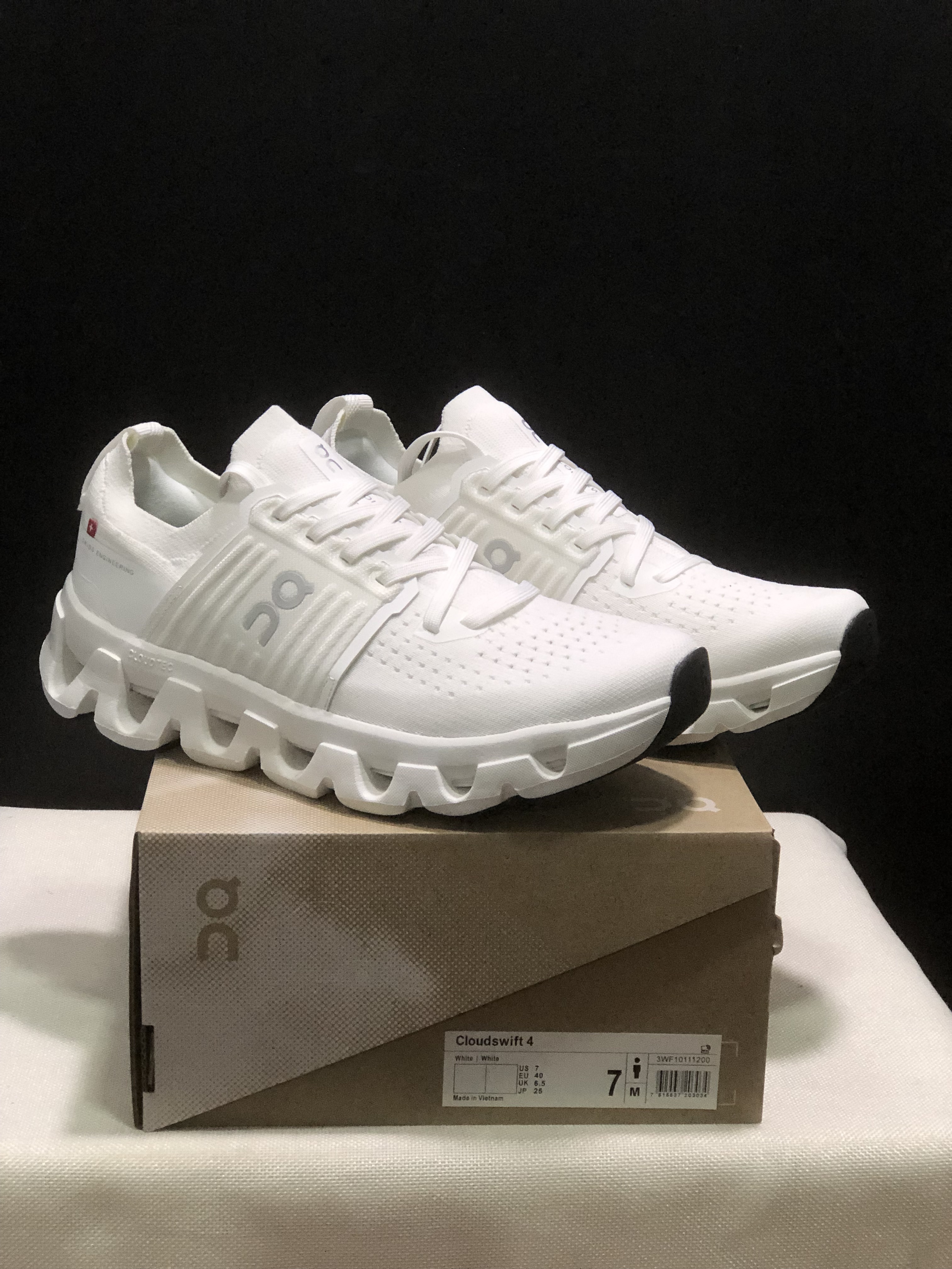 4380-59.99-QC-Cloudswift 4 gallery