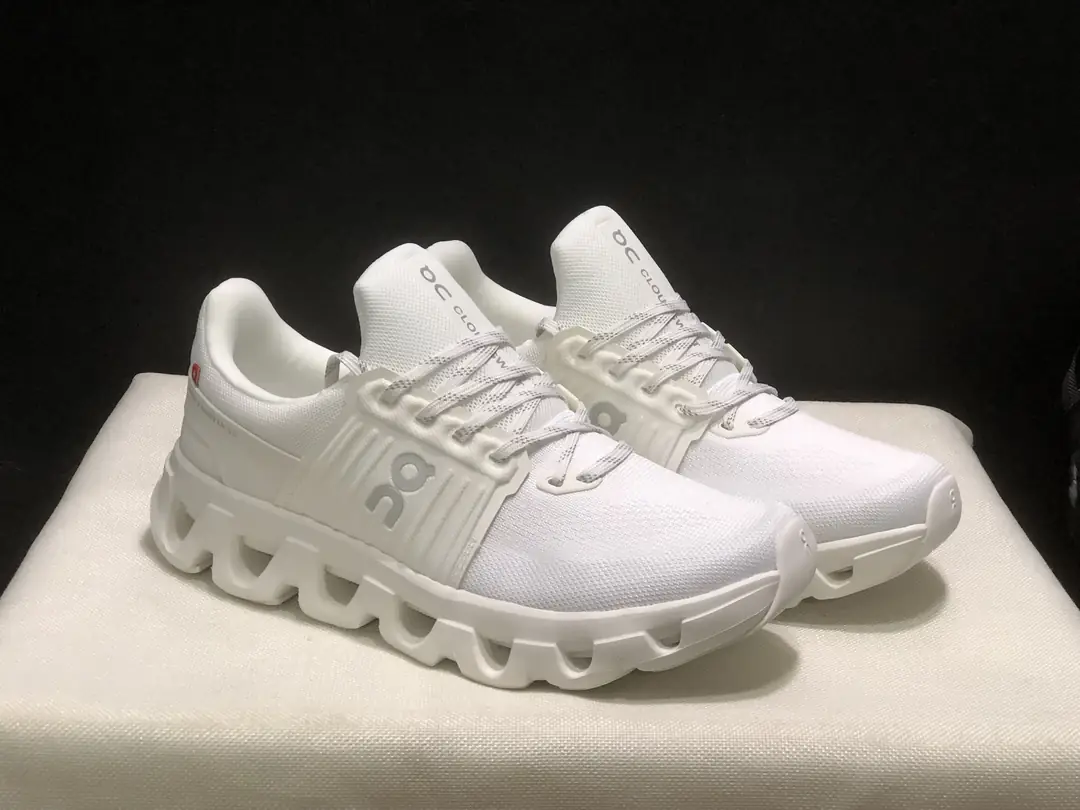 4380-59.99-QC-Cloudswift 4 gallery