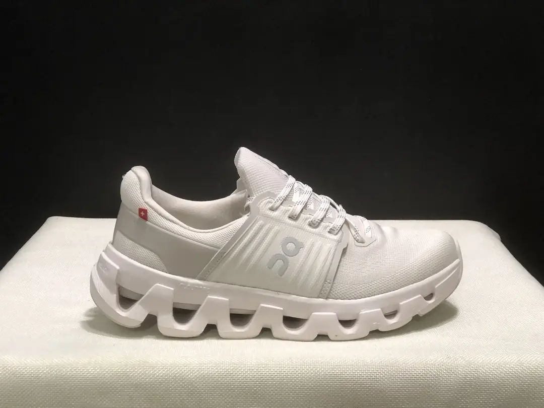 4380-59.99-QC-Cloudswift 4 gallery