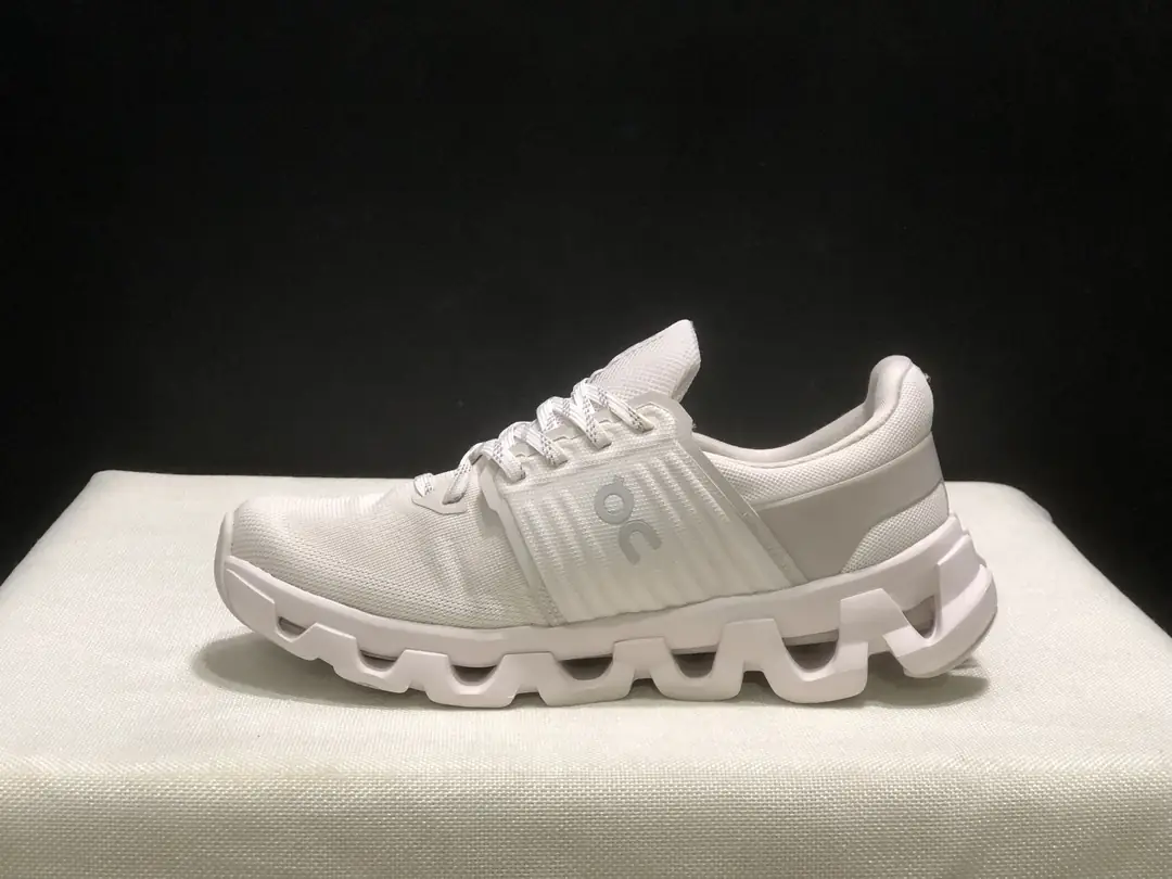 4380-59.99-QC-Cloudswift 4 gallery