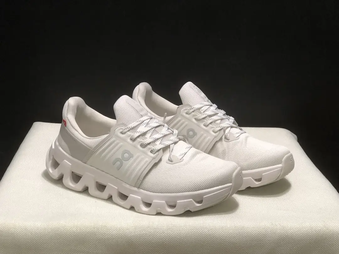 4380-59.99-QC-Cloudswift 4 gallery