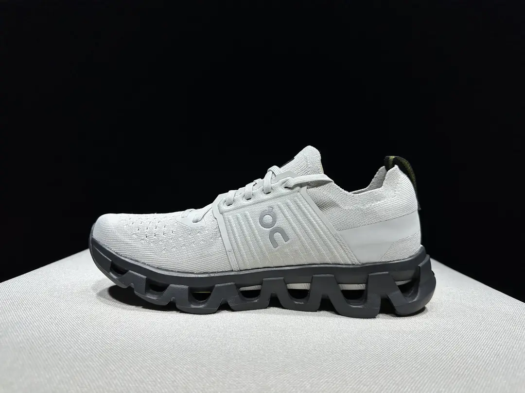 4380-59.99-QC-Cloudswift 4 gallery