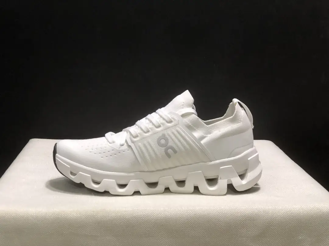 4380-59.99-QC-Cloudswift 4 gallery