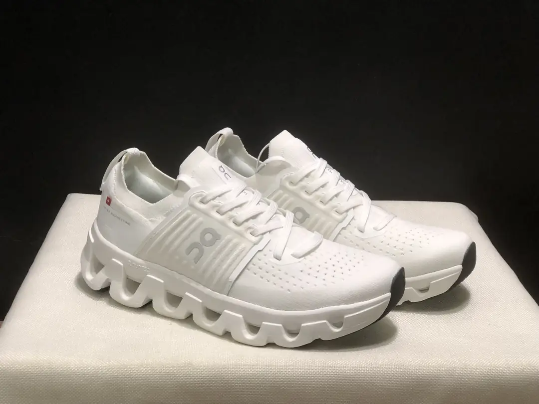 4380-59.99-QC-Cloudswift 4 gallery